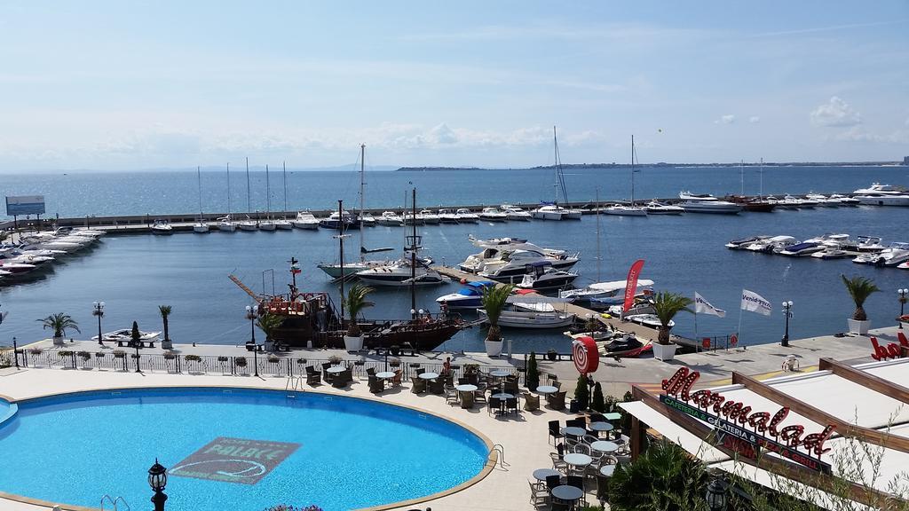 Dolce Vita Penthouse Sveti Vlas Bagian luar foto