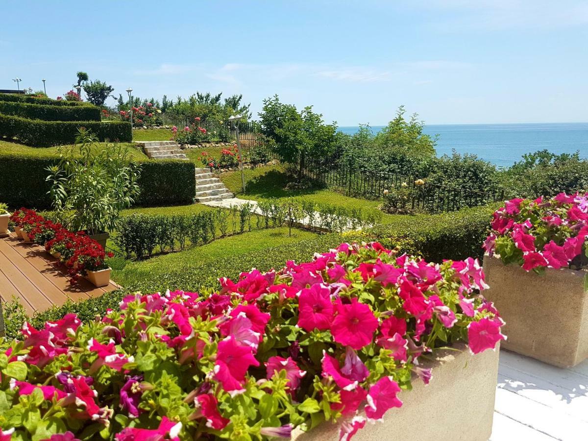 Dolce Vita Penthouse Sveti Vlas Bagian luar foto